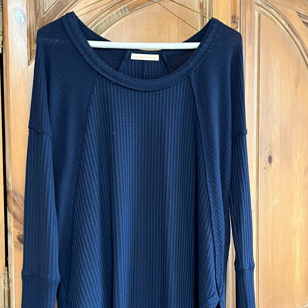 Sweet Romeo Blue Super Soft Knit Top Size Medium